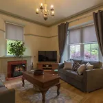 Woodhaven - Luxury 4 Bedroom Rural Retreat With Hot Tub Near To District بيت للعطل