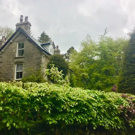 Ferienhaus Woodhaven - Luxury 4 Bedroom Rural Retreat With Hot Tub Near To District *
