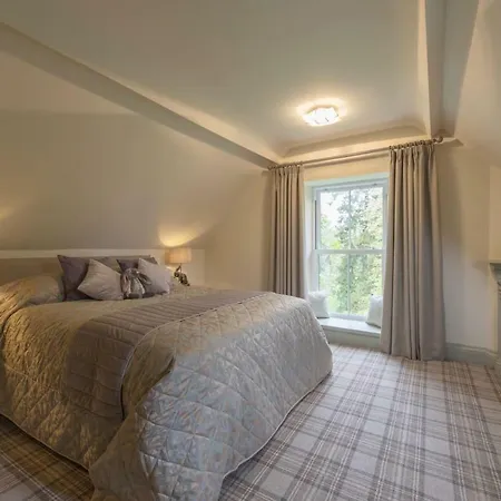 Woodhaven - Luxury 4 Bedroom Rural Retreat With Hot Tub Near To District * غْرانج أوفار ساندس