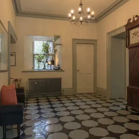 بيت للعطل Woodhaven - Luxury 4 Bedroom Rural Retreat With Hot Tub Near To District